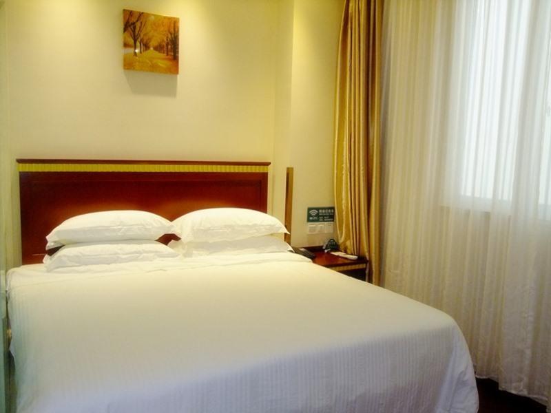 Greentree Inn Chongqing North Railway Station Express Hotel Экстерьер фото